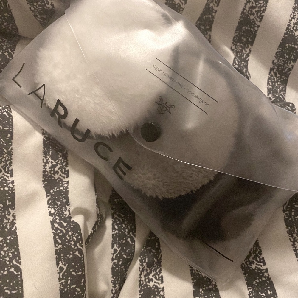 LARUCE Vegan Cruelty-free Hypoallergenic Face Disks